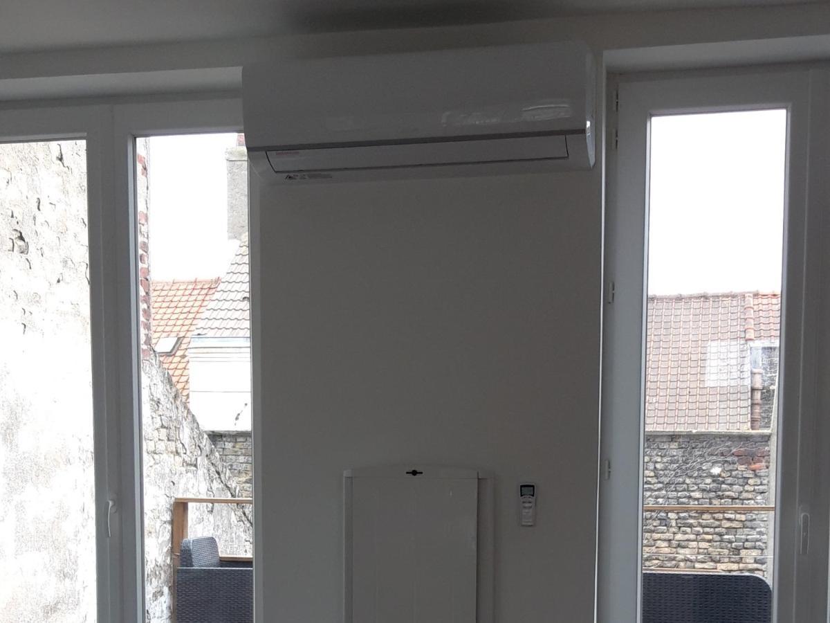Apartamento Le Petit Chez Soi Calais Exterior foto